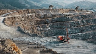 Minas e Complexos Minerários: infraestrutura crítica, automação, energia e segurança operacional