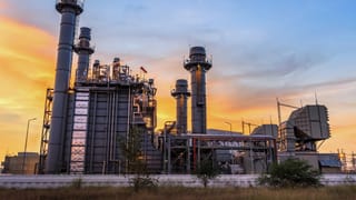 Unidades de Processamento de Gás Natural (UPGNs): processo, energia e disponibilidade operacional